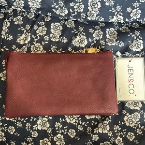 JEN & CO MAROON CROSSBODY/WRISTLET